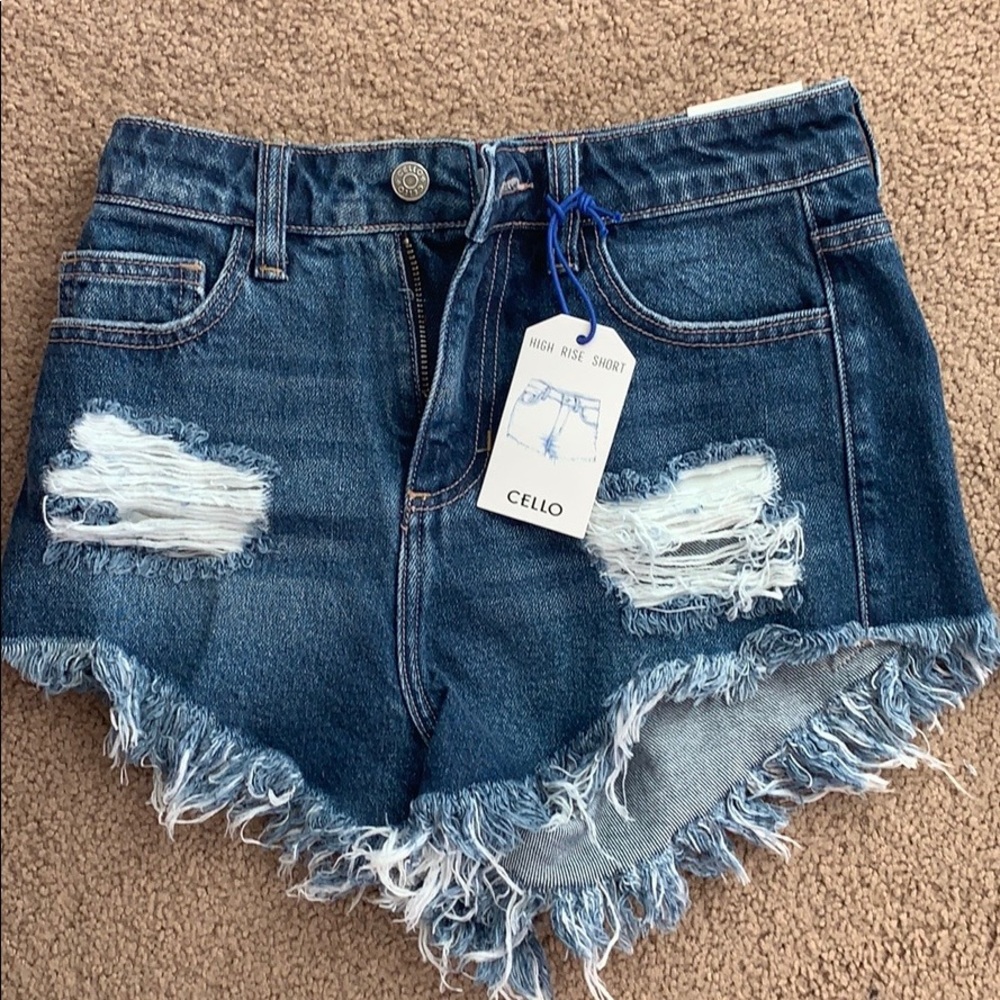 High wasted shorts